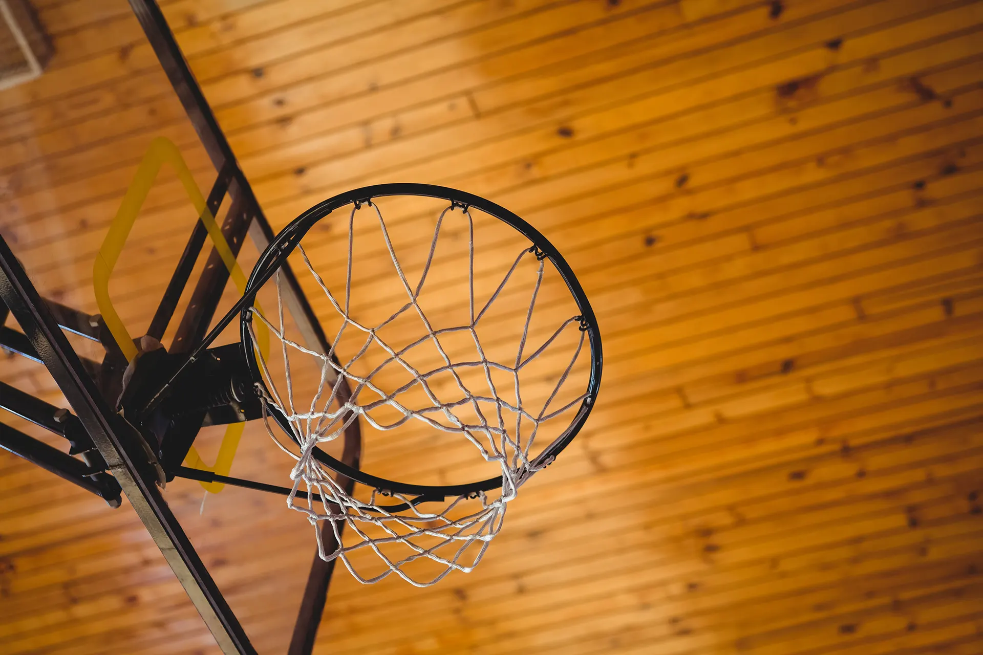 spor zemin laboratuvar testleri 8 spor zemin laboratuvar testleri low angle view of basket ball hoop 2025 04 04 08 39 50 utc 1