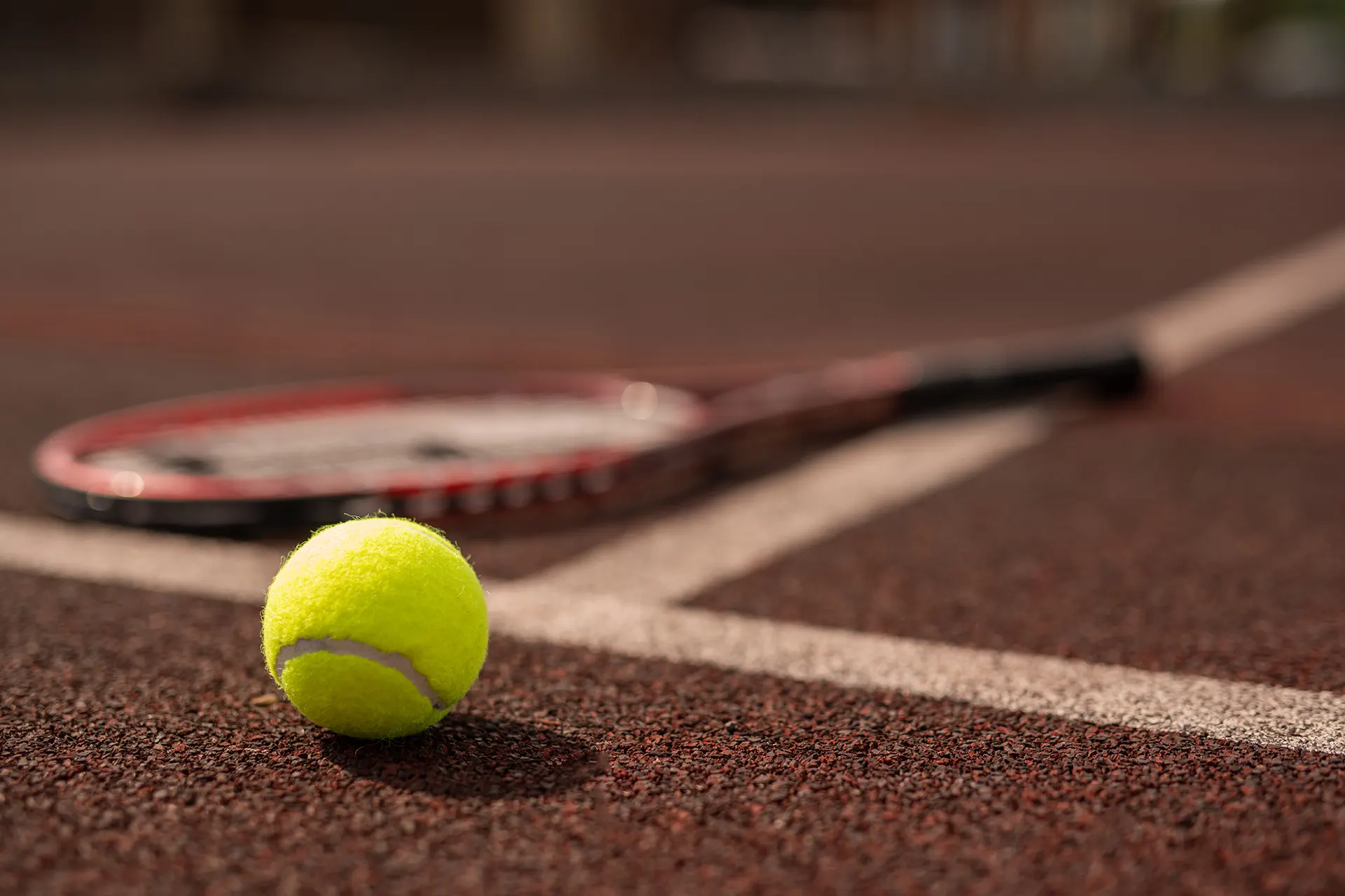 spor zemin laboratuvar testleri 3 spor zemin laboratuvar testleri yellow tennis ball on sports playground and tennis 2025 03 15 05 28 31 utc